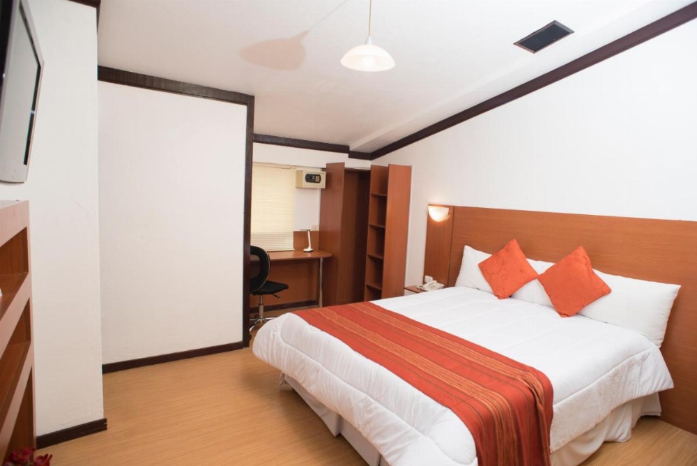 Room image 4